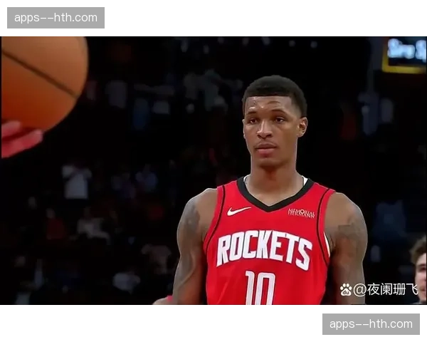 火箭场均篮板48.3个联盟领先，前场篮板拼抢积极
